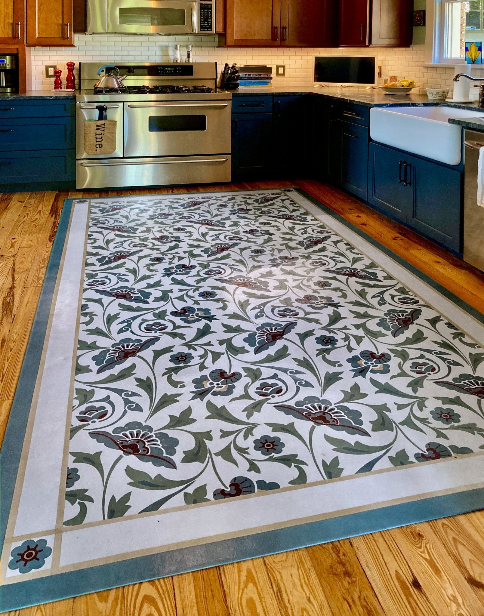 In-situ image of All Over Floral Floorcloth #7.