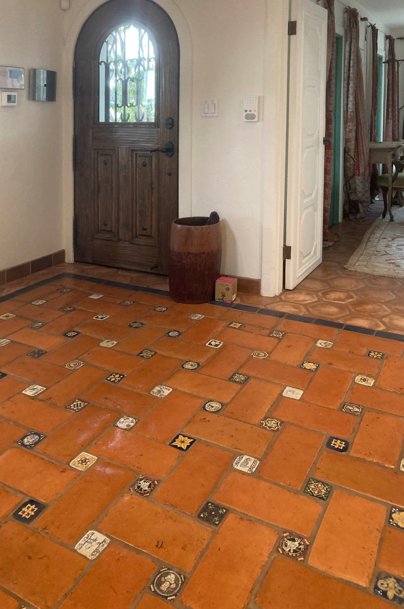 Image shows the actual Mexican Tile the floorcloth pattern is based on.